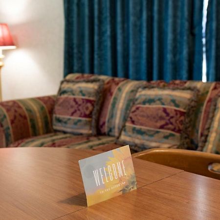 ダッチ イン Cornwall エクステリア 写真